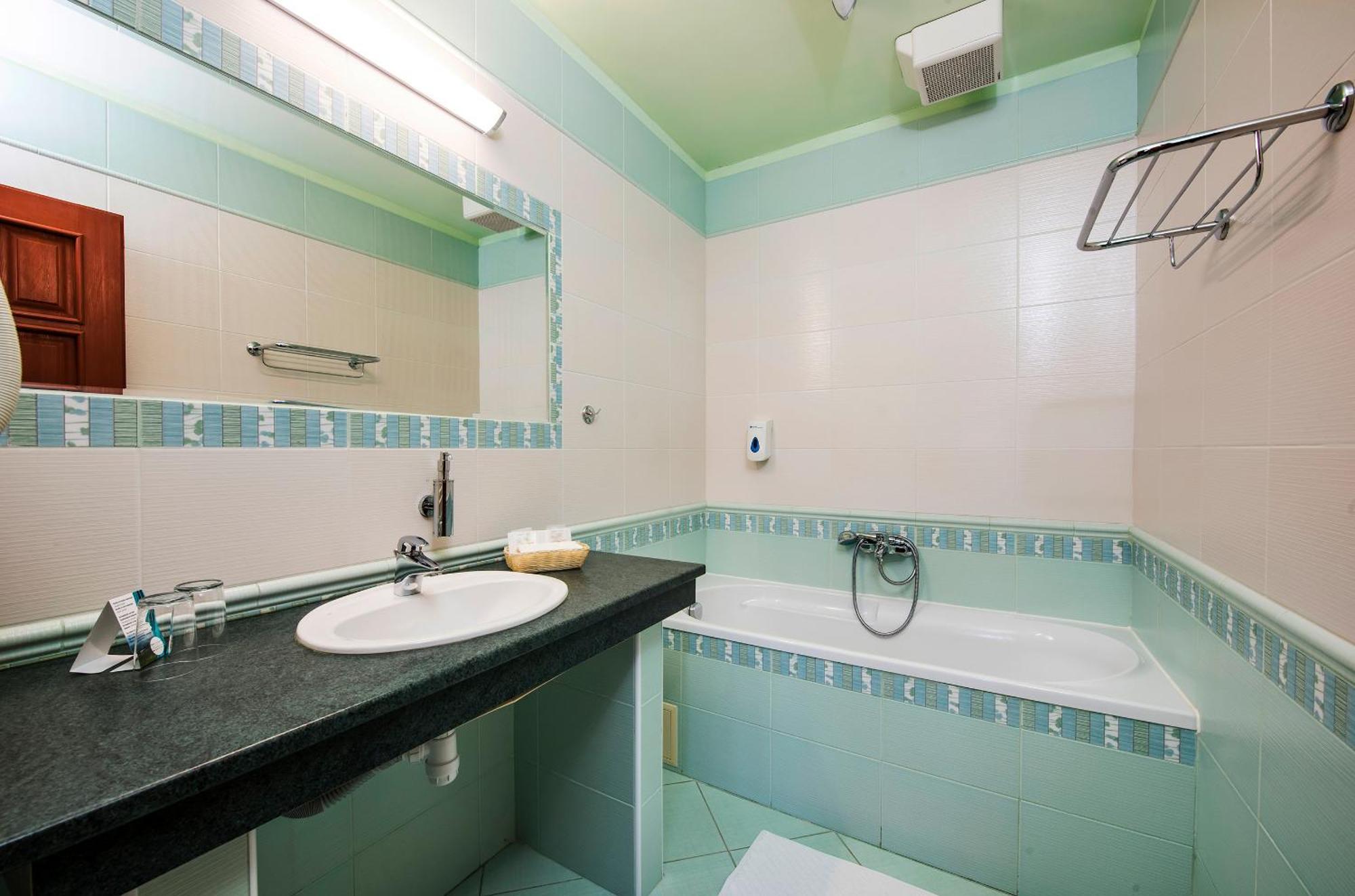 Hotel Polovnik Demanovska Dolina Ngoại thất bức ảnh