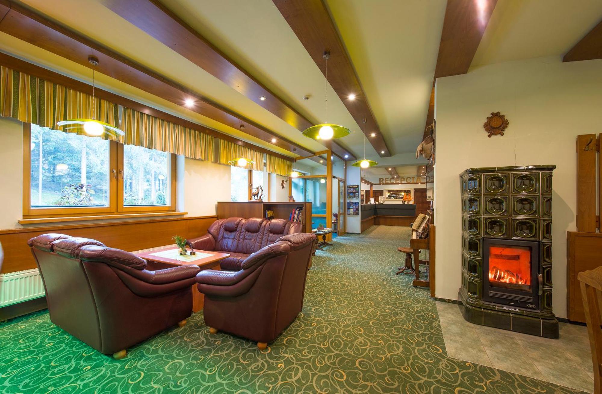 Hotel Polovnik Demanovska Dolina Ngoại thất bức ảnh